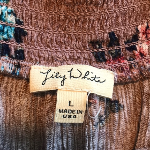 Off The Shoulder Top⭐️ - Picture 3 of 4